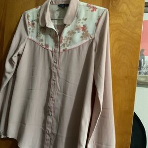 “Final must bundle “A&E Floral Pink Button-Up Blouse